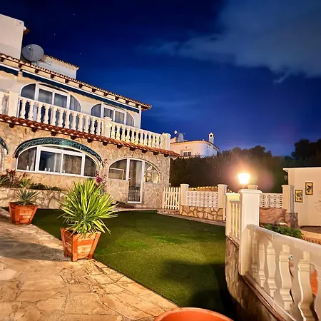 Coco 10 Pers Gehele In 3 Appartmenten Villa Calpe
