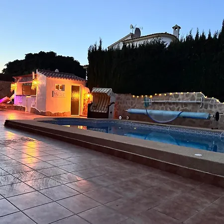Coco Calpe 10 Pers Gehele In 3 Appartmenten *