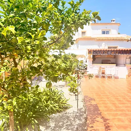 Coco 10 Pers Gehele In 3 Appartmenten Calpe