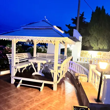 Coco 10 Pers Gehele In 3 Appartmenten Calpe