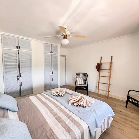 Coco 10 Pers Gehele In 3 Appartmenten Villa Calpe